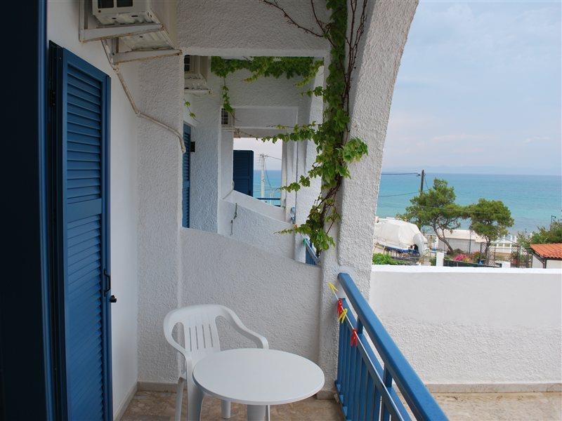 Hotel Flisvos Megalochori  المظهر الخارجي الصورة